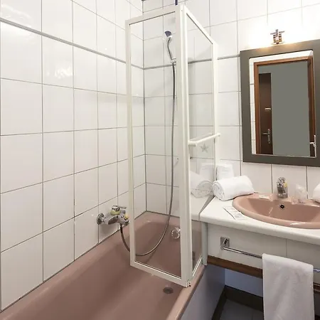 Le Mont Saint-jean Hotel 3*